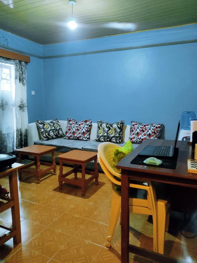 Half Acre Compound 1 Bedroom Residential Home 纳库鲁 外观 照片